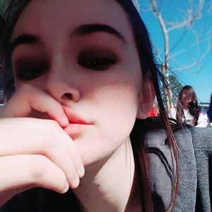 Meet your Posher, Emmalynn